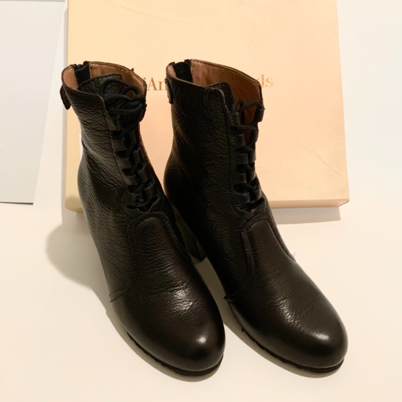 L'Amour des Pieds Pontedera Black Leather Ankle Bootie Block Heel Fashion Boot 7 - Picture 12 of 15